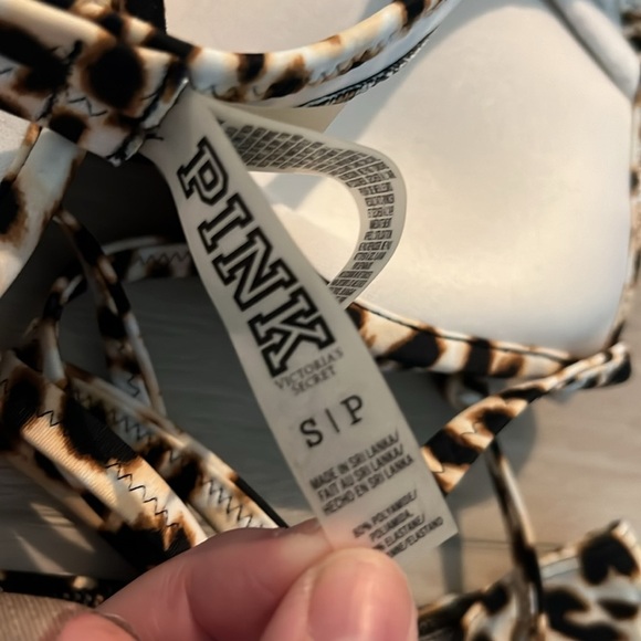 Victoria secret leopard bikini - Picture 3 of 3